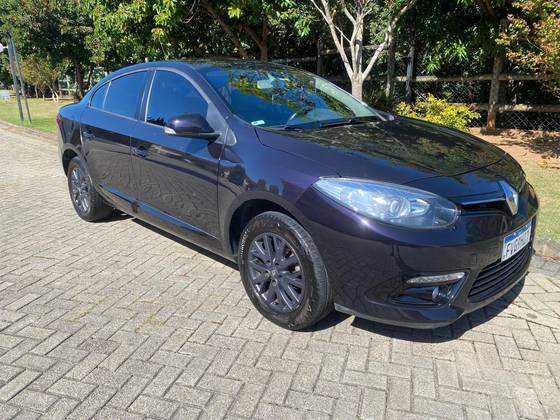 RENAULT FLUENCE 2.0 DYNAMIQUE PLUS 16V FLEX 4P AUTOMÁTICO